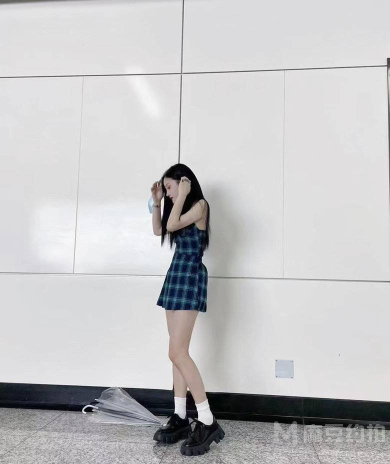 黑白模特