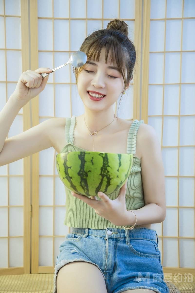 清新模特