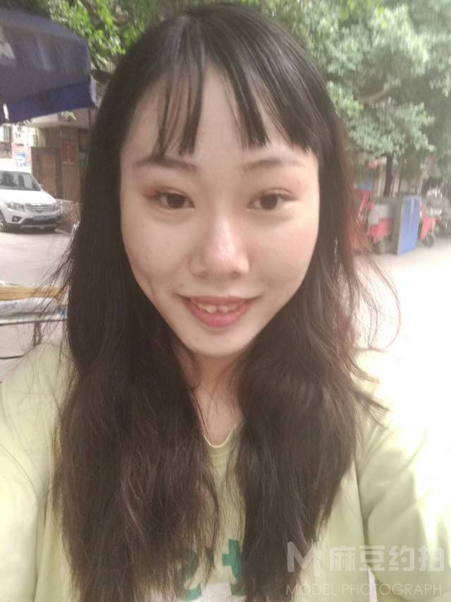 纪实模特