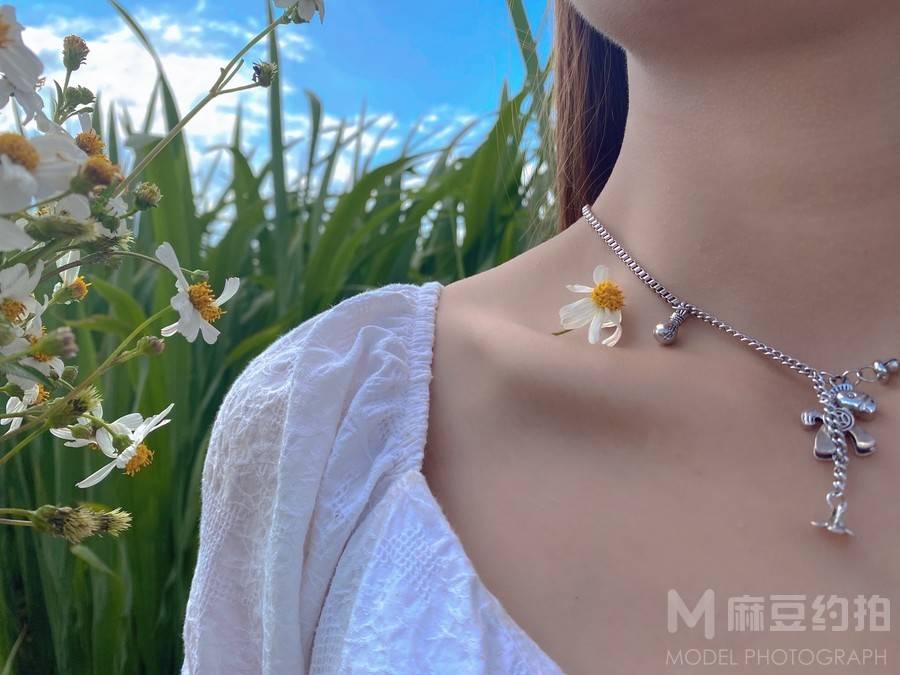 黑白模特