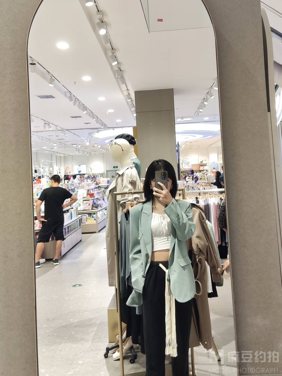 商务模特