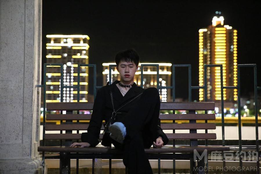 夜景模特