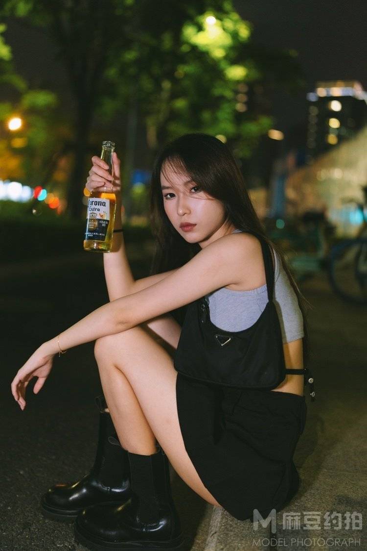 夜景模特