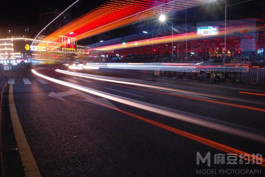 夜景模特