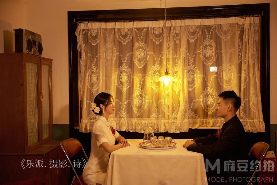 情侣模特