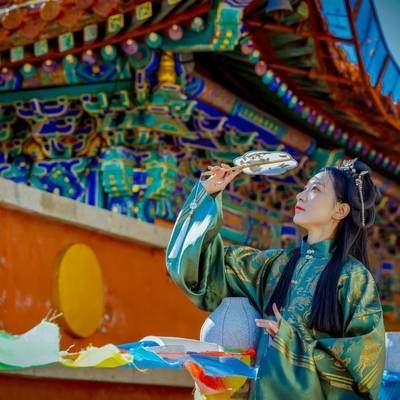 汉服模特