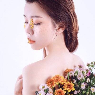 妆容模特