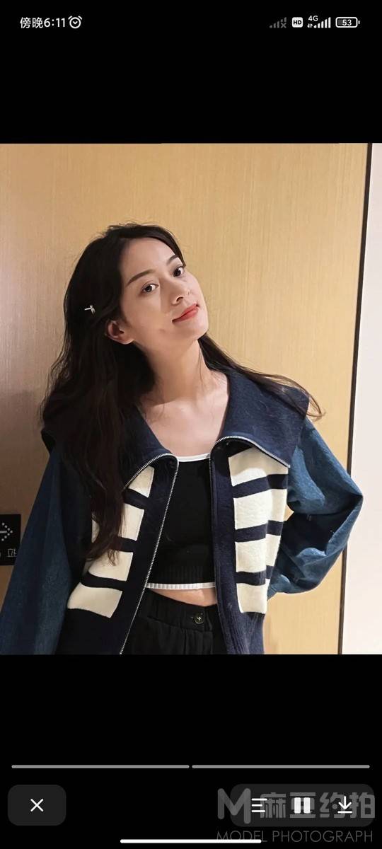 校园模特