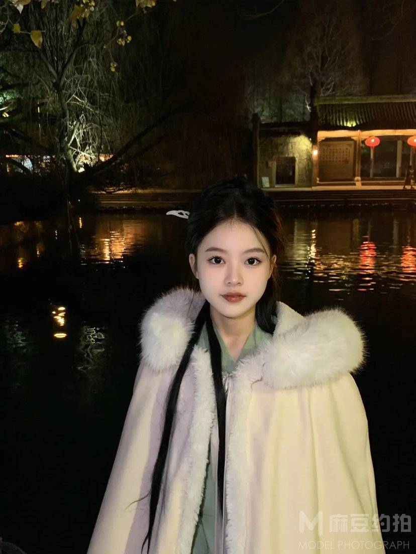 胶片模特