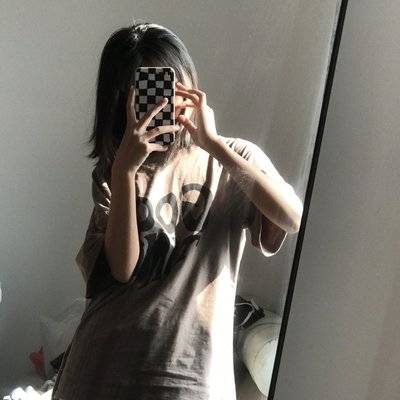 黑白模特
