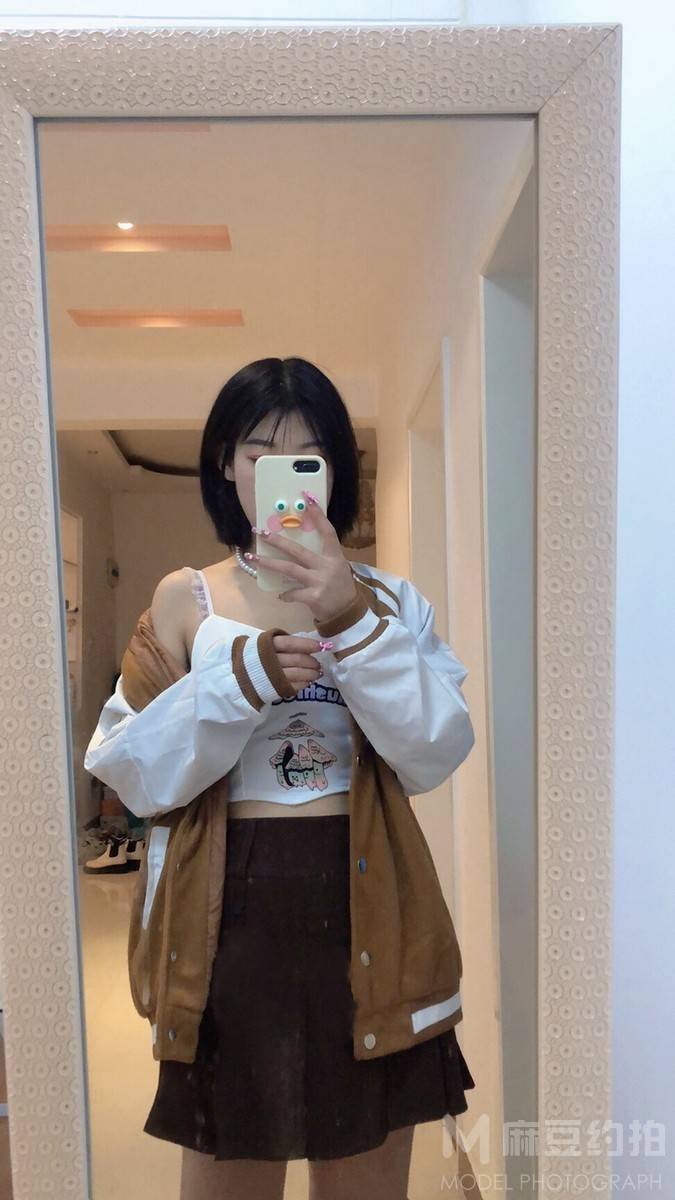 清新模特
