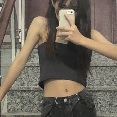 黑白模特