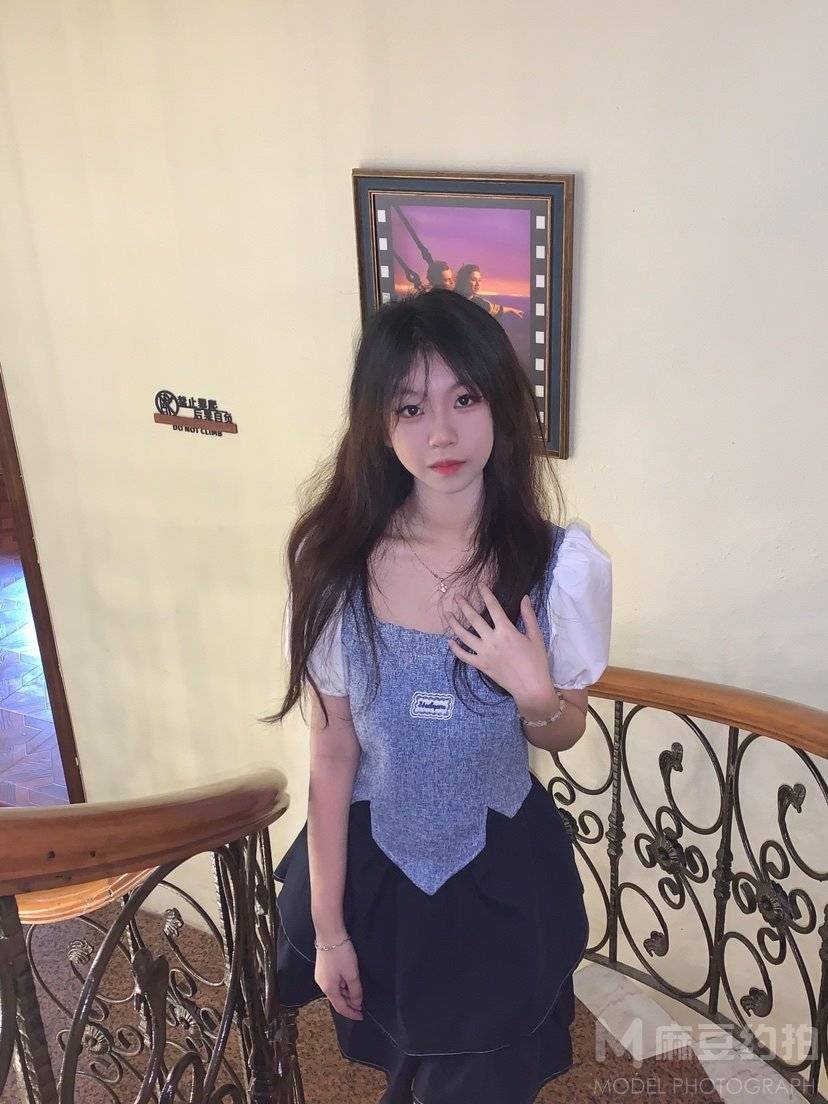 胶片模特