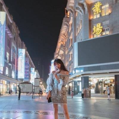 夜景模特