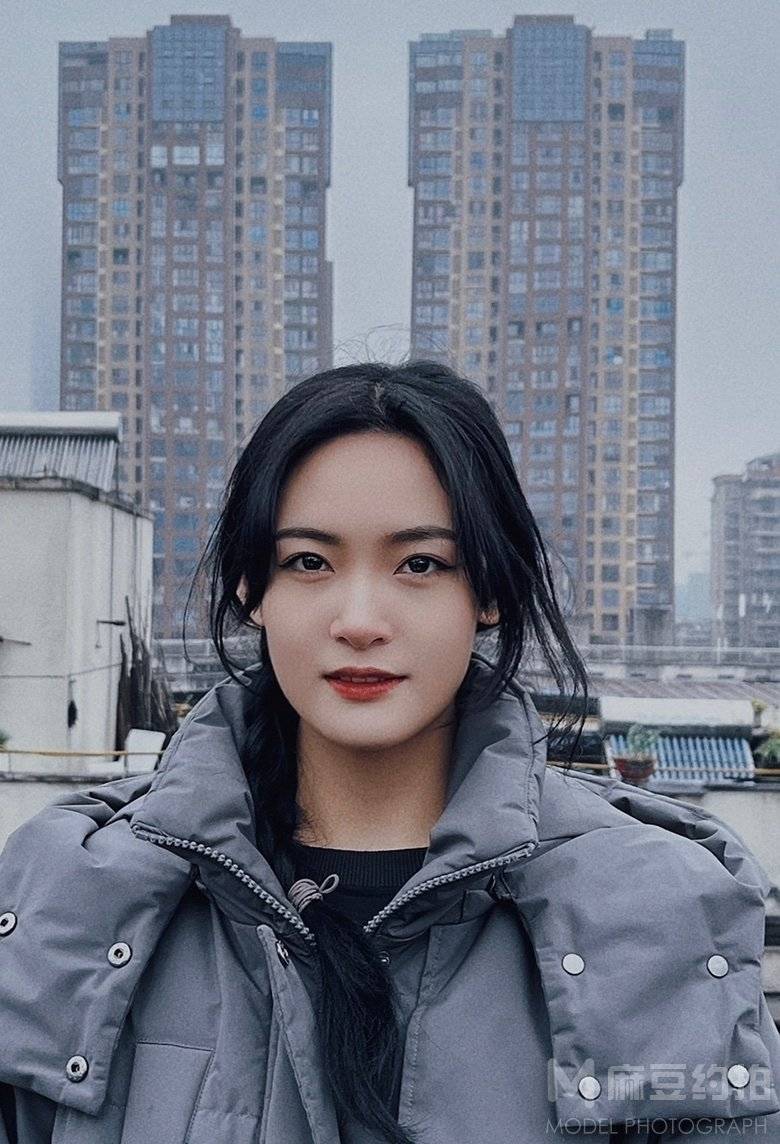 纪实模特