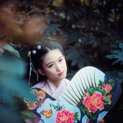 汉服模特