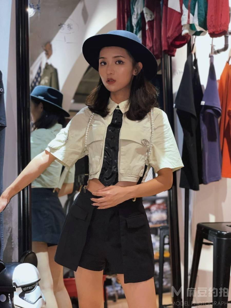 胶片模特