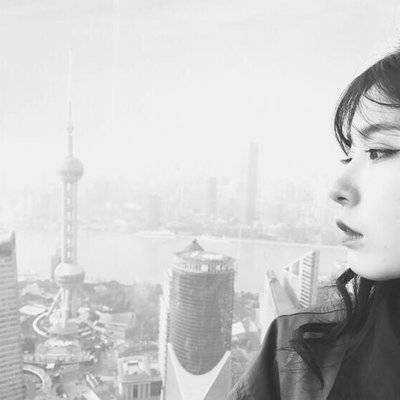 黑白模特