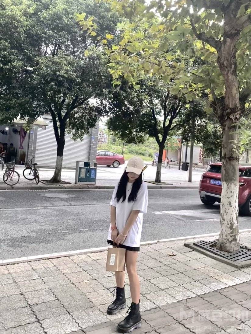 校园模特