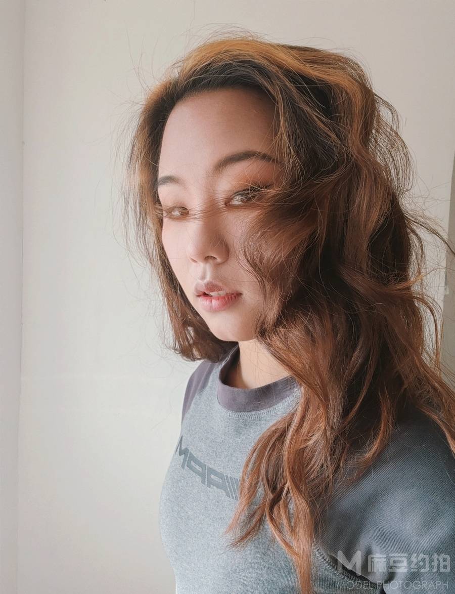 纪实模特