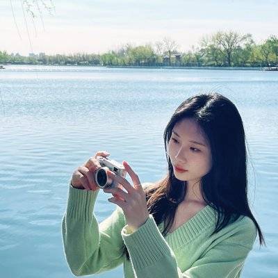 宝丽来模特