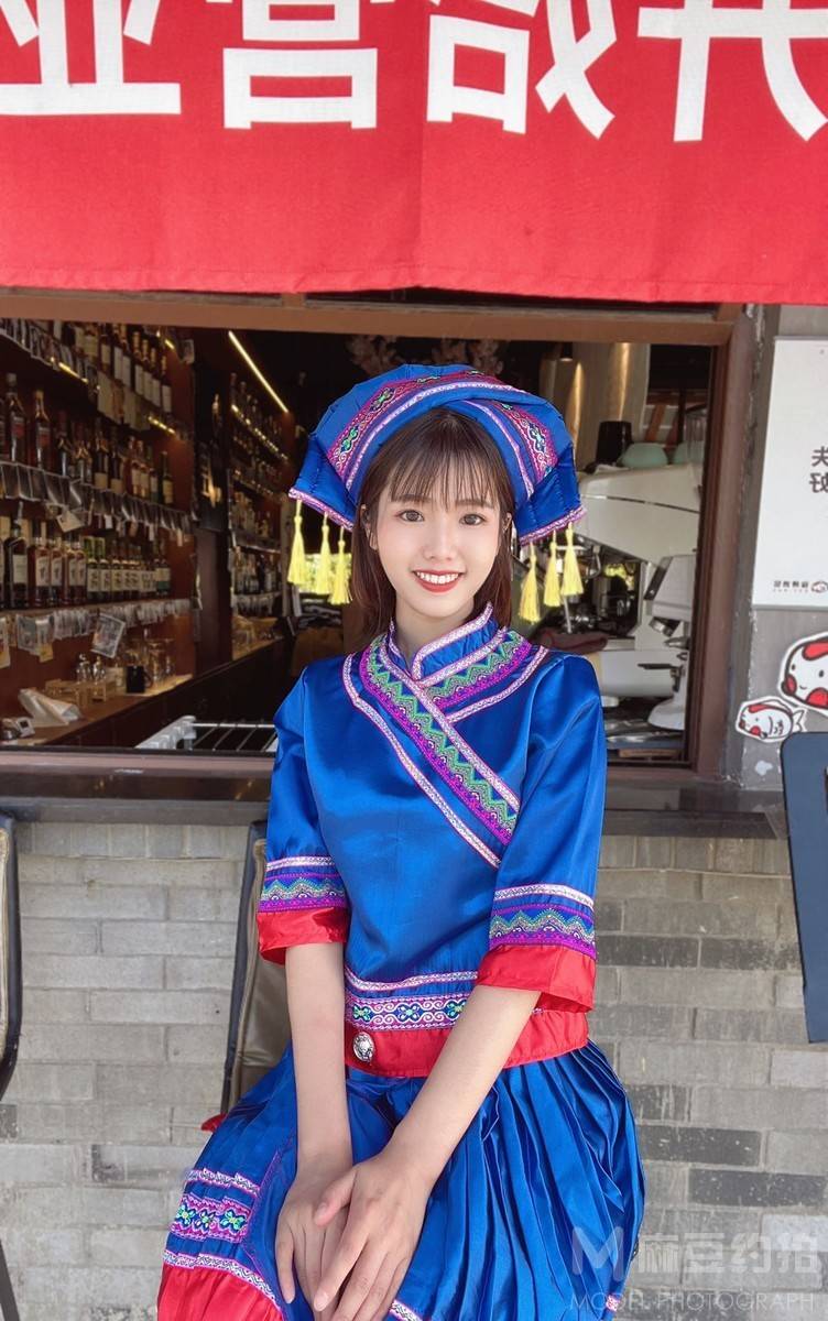 校园模特