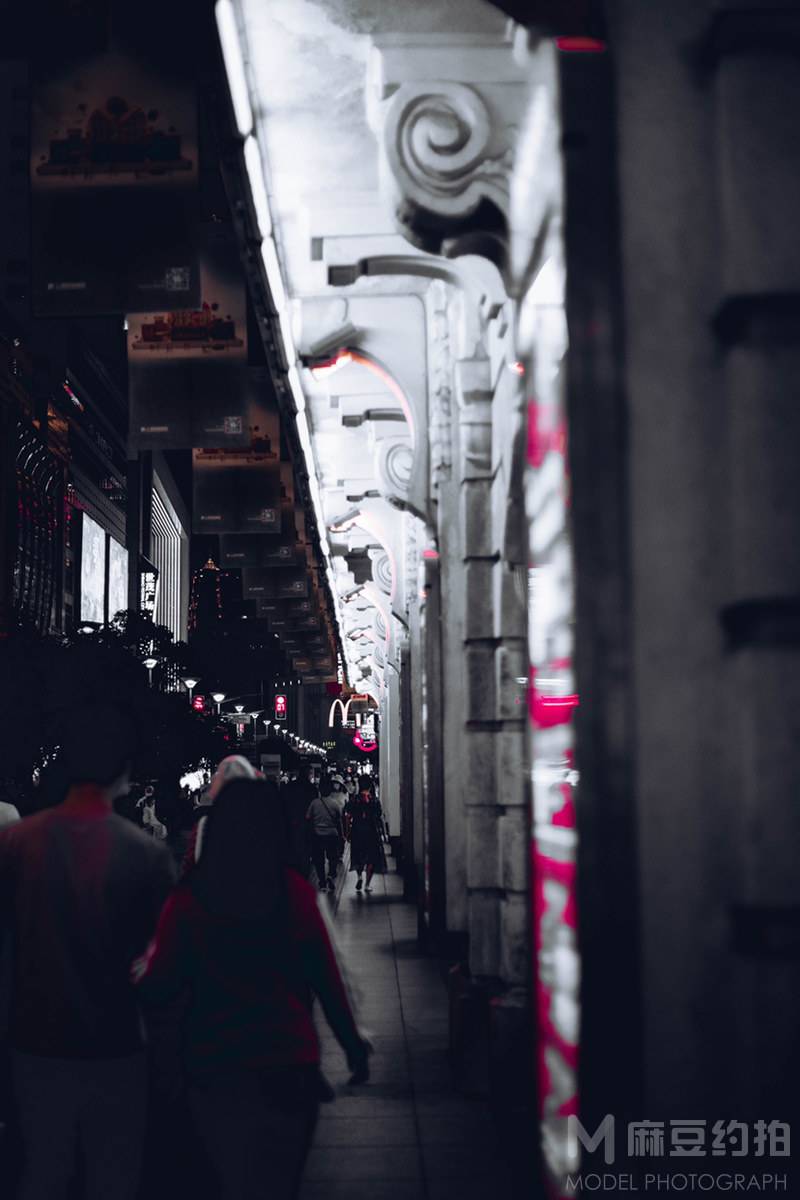 夜景模特