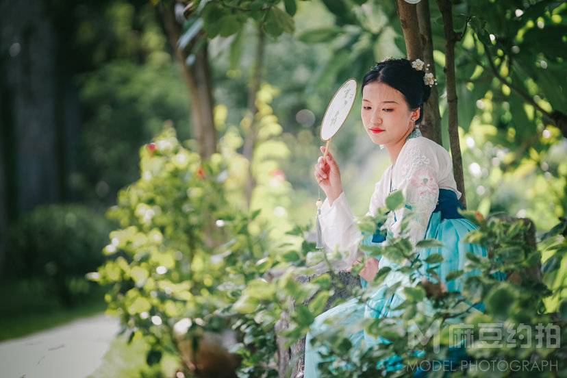 汉服模特