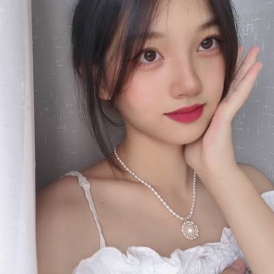 宝丽来模特