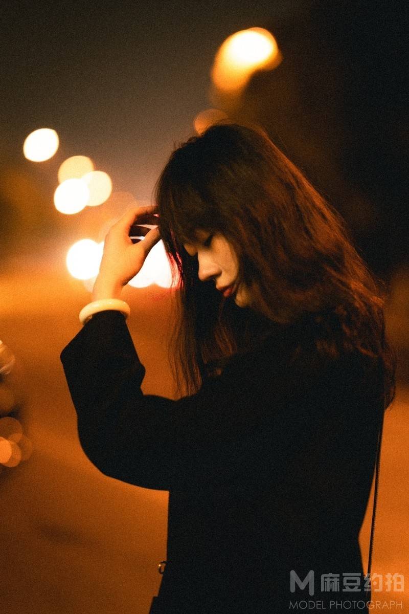夜景模特