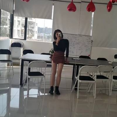 黑白模特