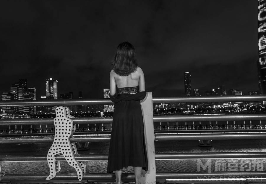 夜景模特