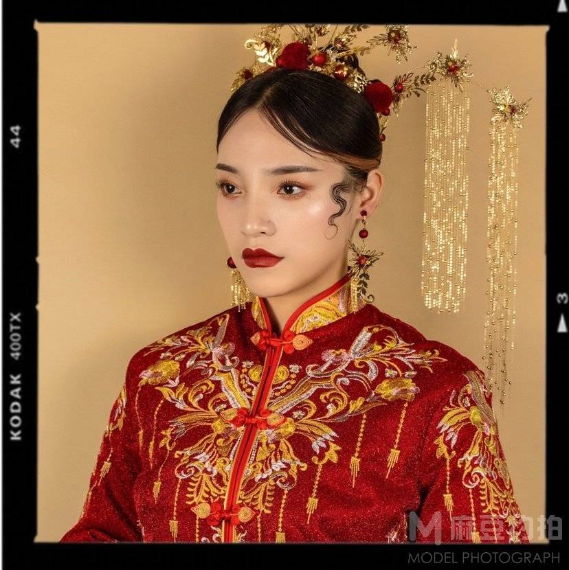 妆容模特