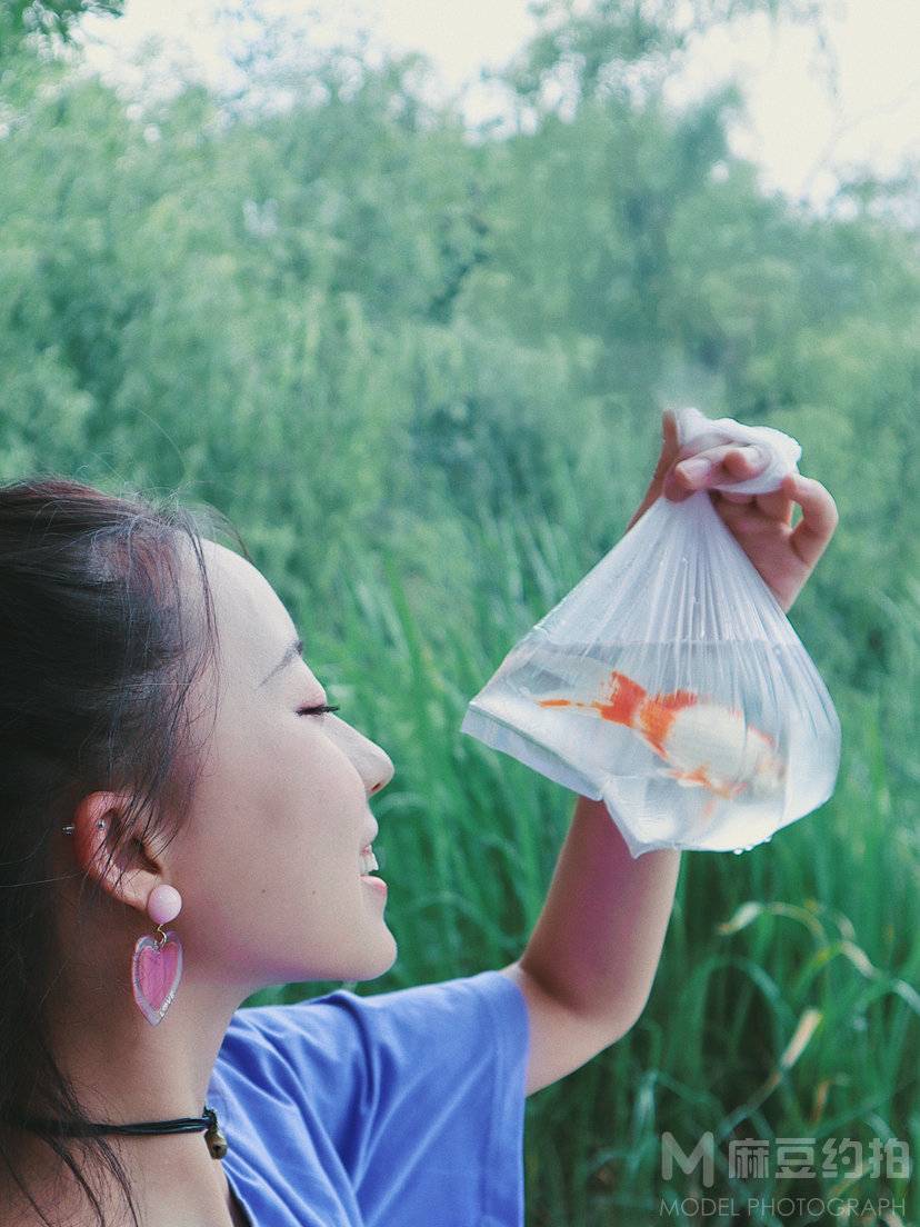清新模特