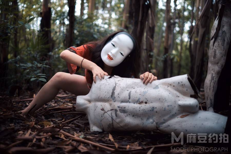 暗黑模特