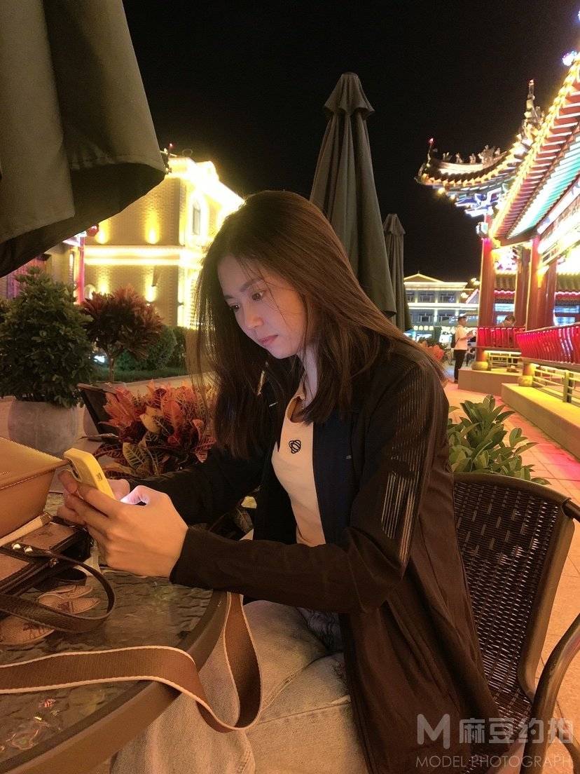 清新模特
