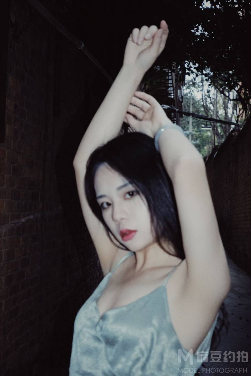 胶片模特