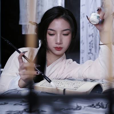 汉服模特
