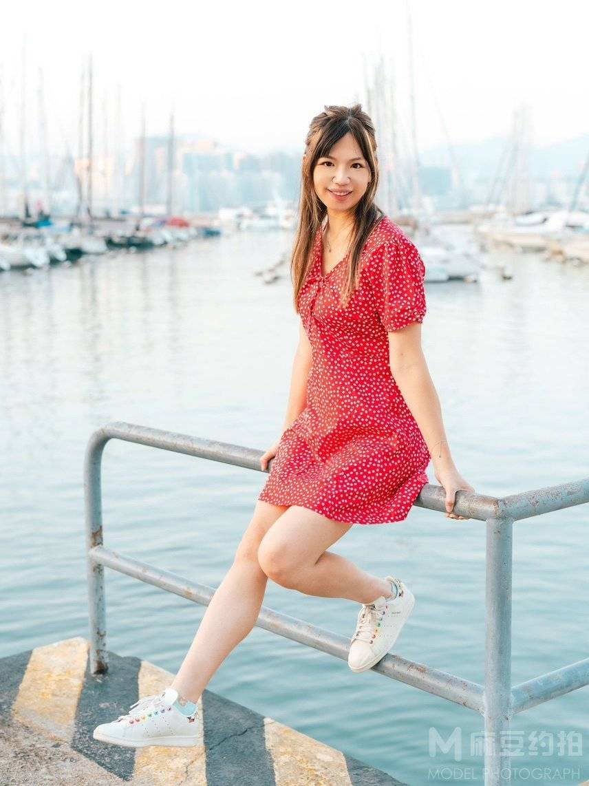 清新模特