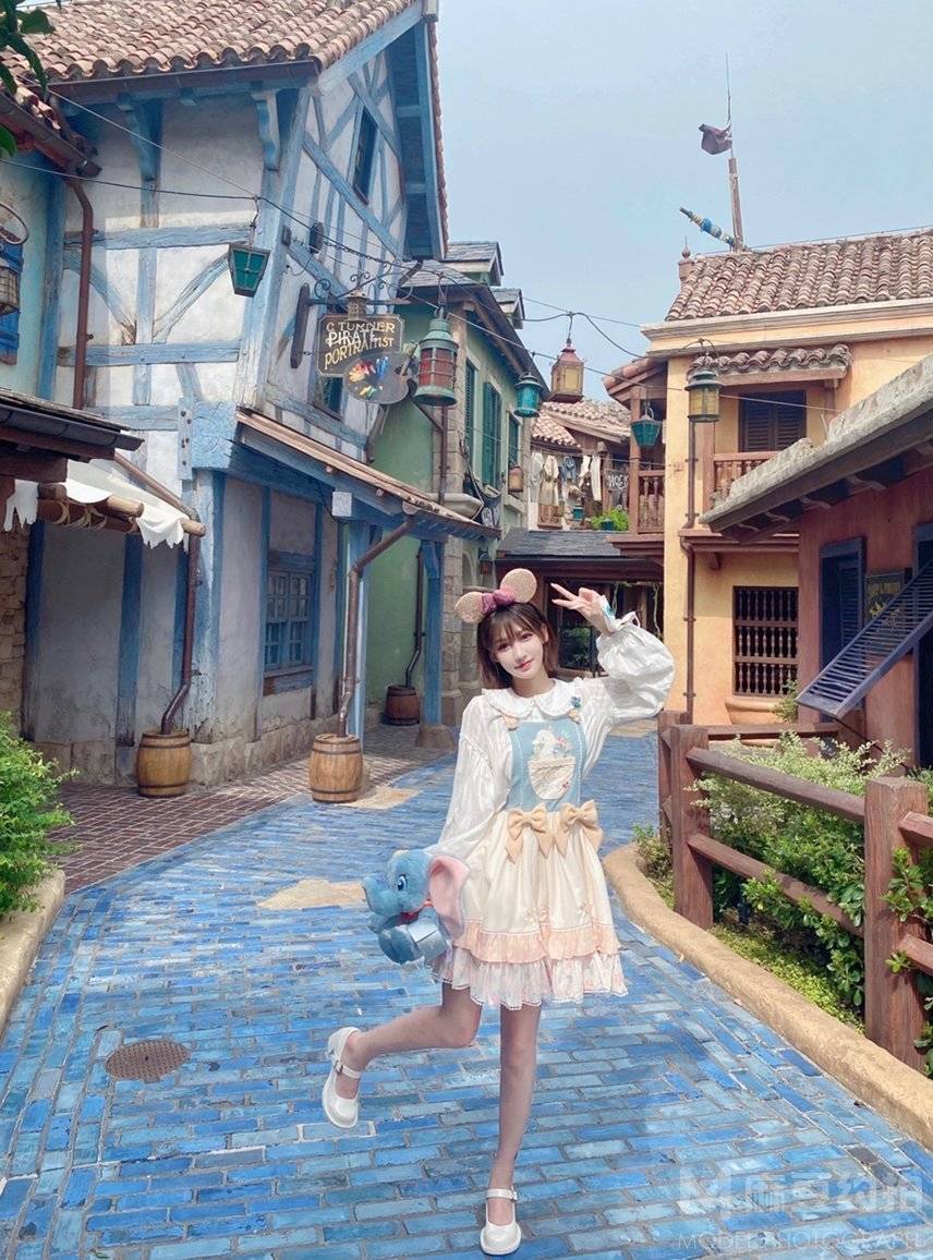 清新模特