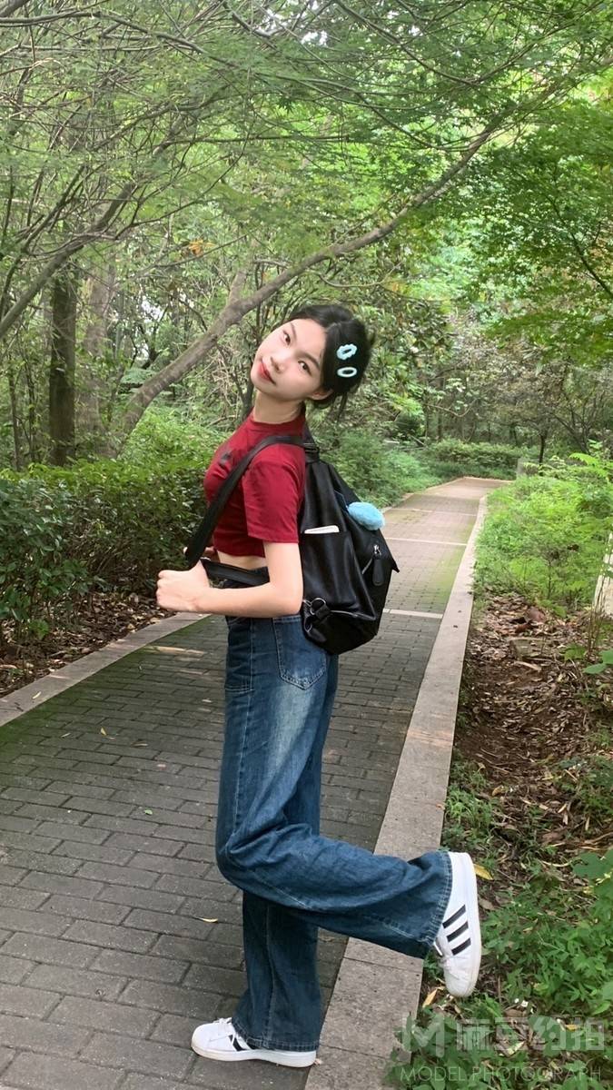 校园模特