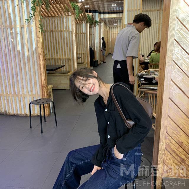 商务模特