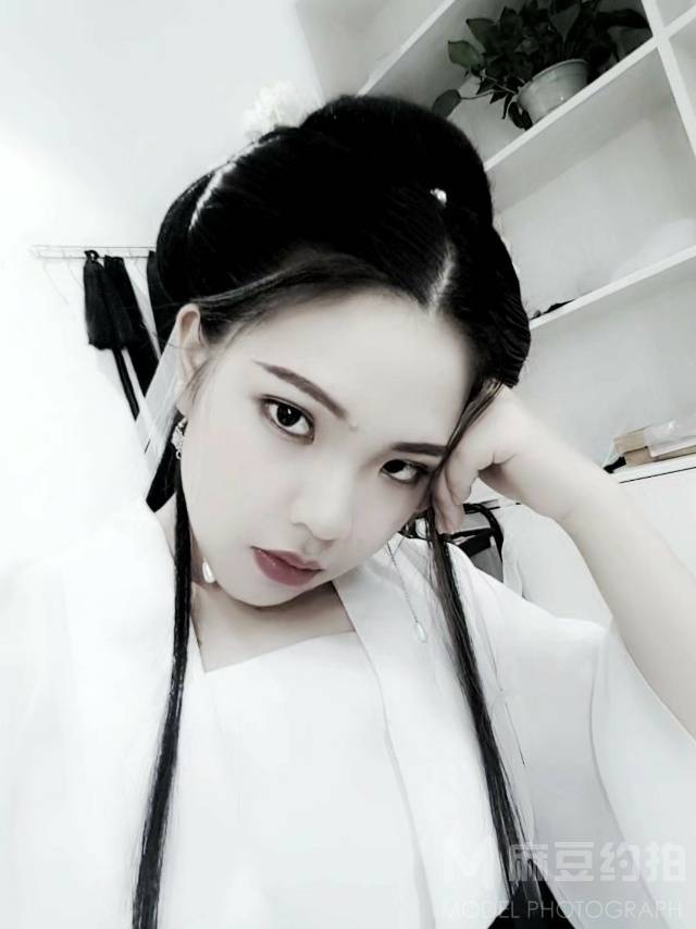 民国模特
