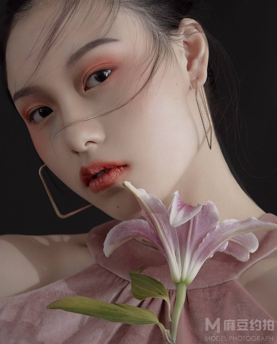 妆容模特