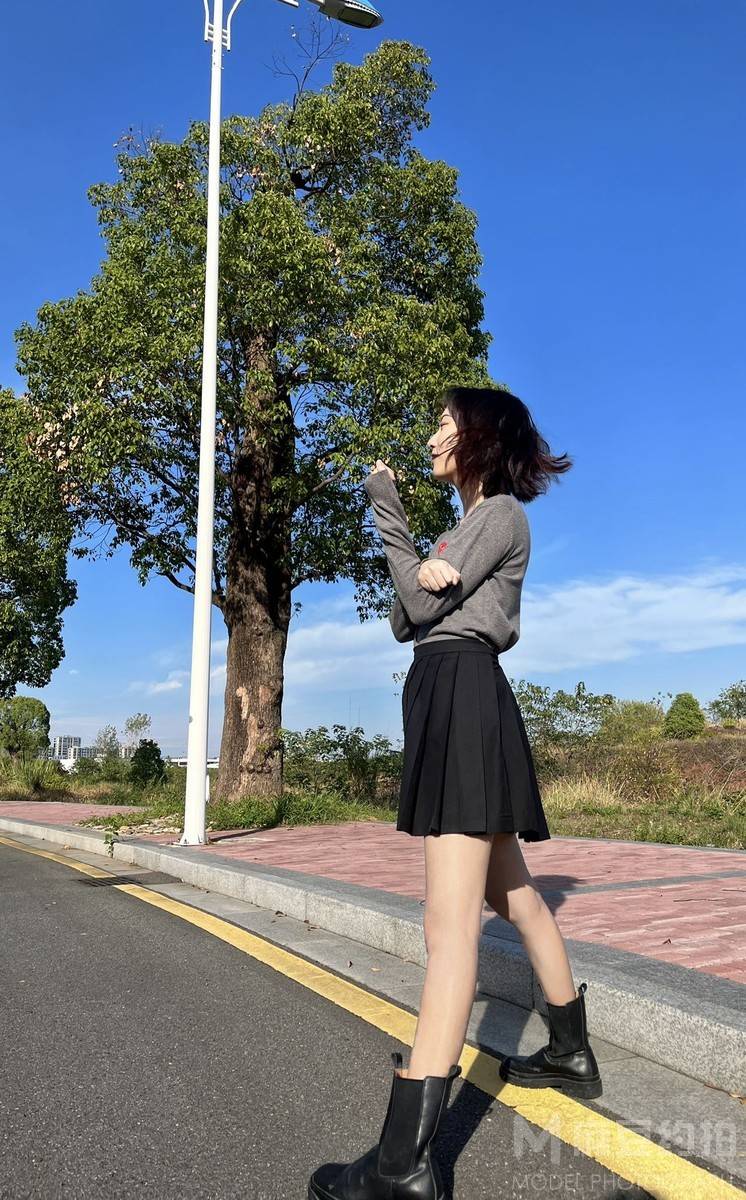 校园模特