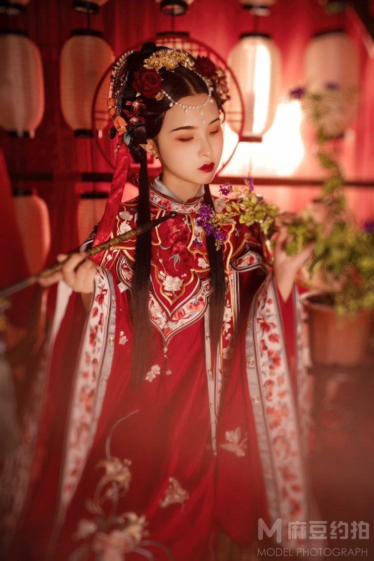 汉服模特