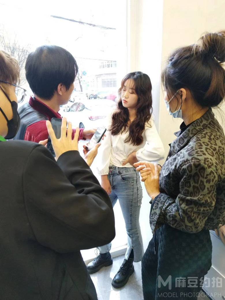 清新模特