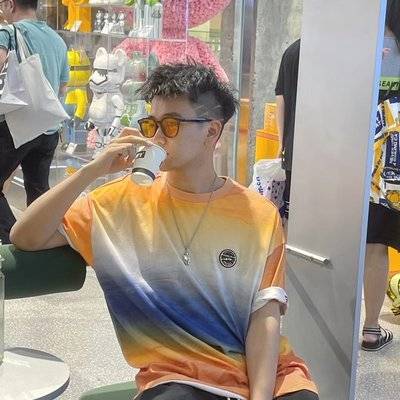 黑白模特