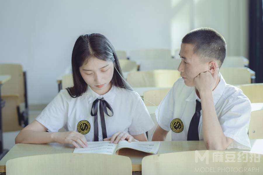 情侣模特