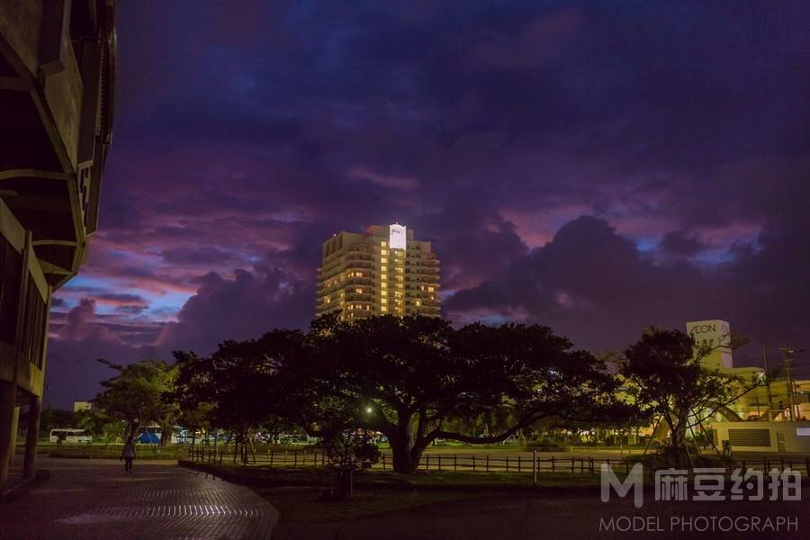 夜景模特